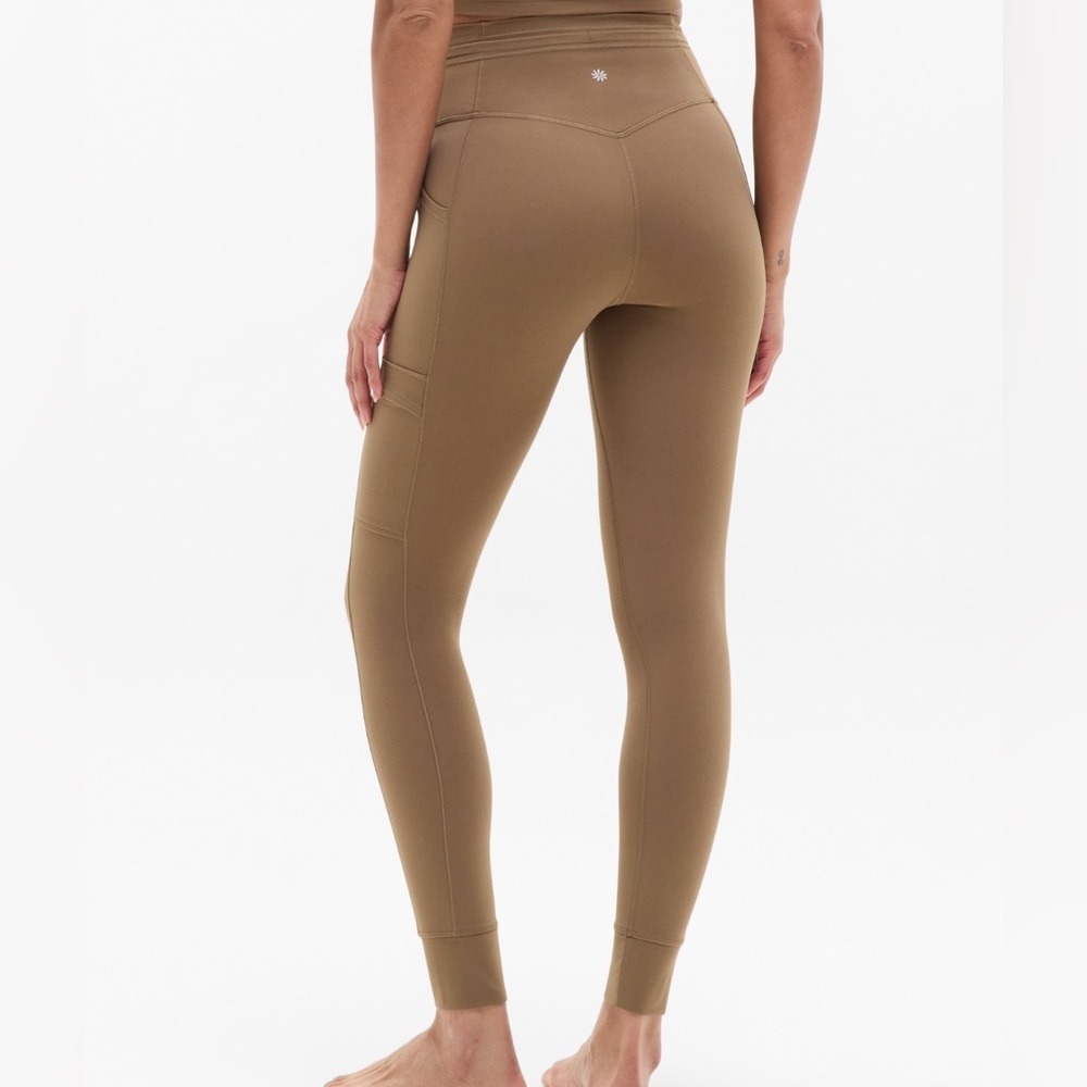 ATHLETA M Salutation Cargo Tight in Moss NWT - Picture 10 of 12